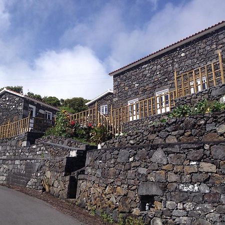 Calheta de NesquimStone Dreams - Adegaアパートメント エクステリア 写真